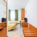 New Aurora Venice 2*