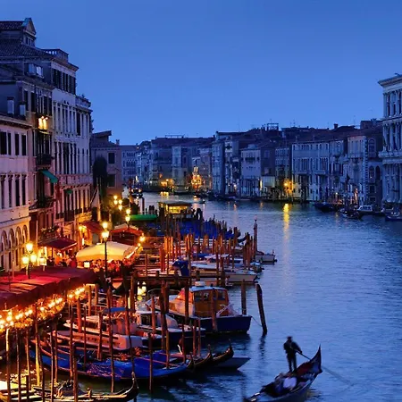 호텔 New Aurora Venice 2*
