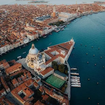 New Aurora Venice ホテル