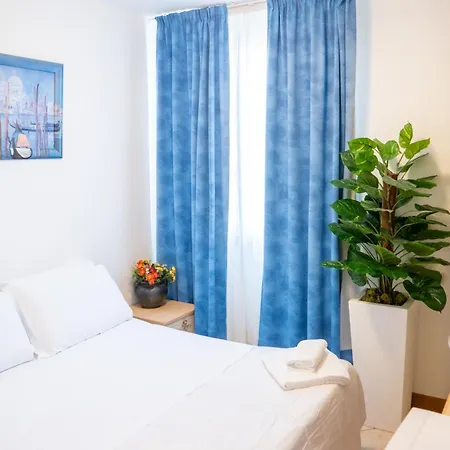 Hotel Albergo Nuova Aurora