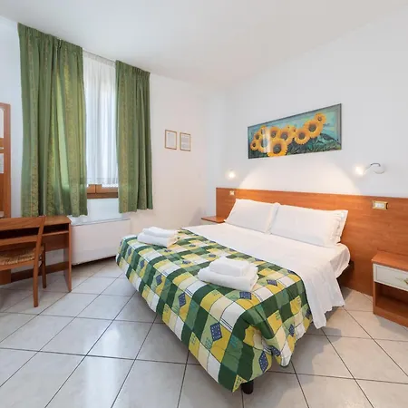 Albergo Nuova Aurora Hotel