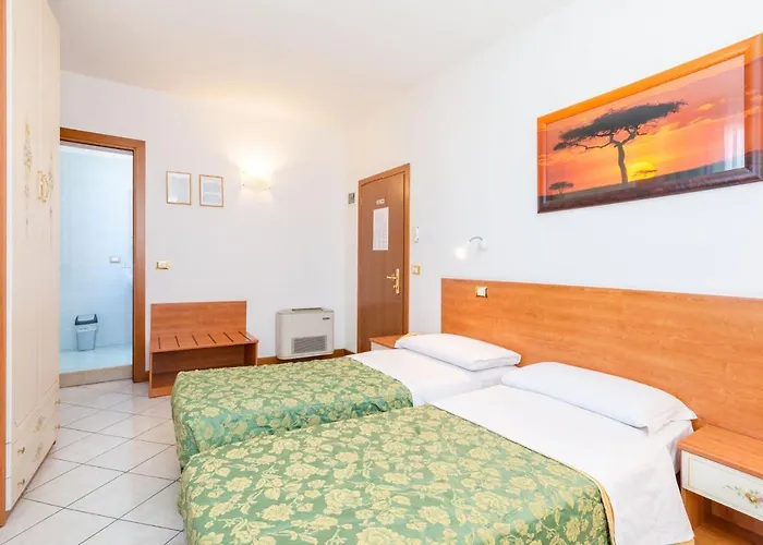 New Aurora Venice Отель 2*