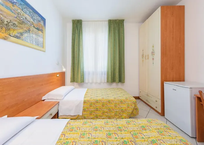 New Aurora Venice Отель Маргера