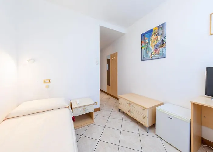 New Aurora Venice Отель 2*