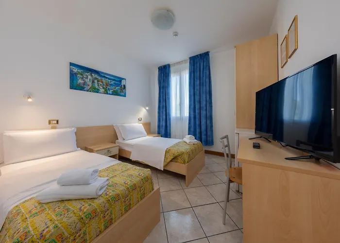 New Aurora Venice 2* Маргера