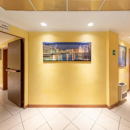 Nuova Aurora Hotel