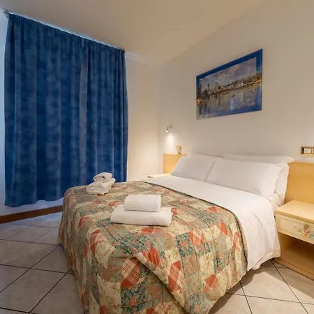 Hotel Nuova Aurora