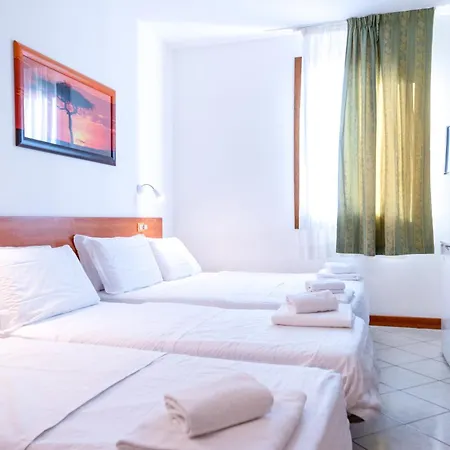 Hotel Nuova Aurora