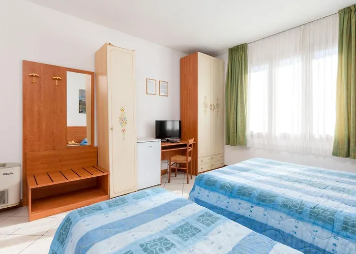 New Aurora Venice Hotel 2*