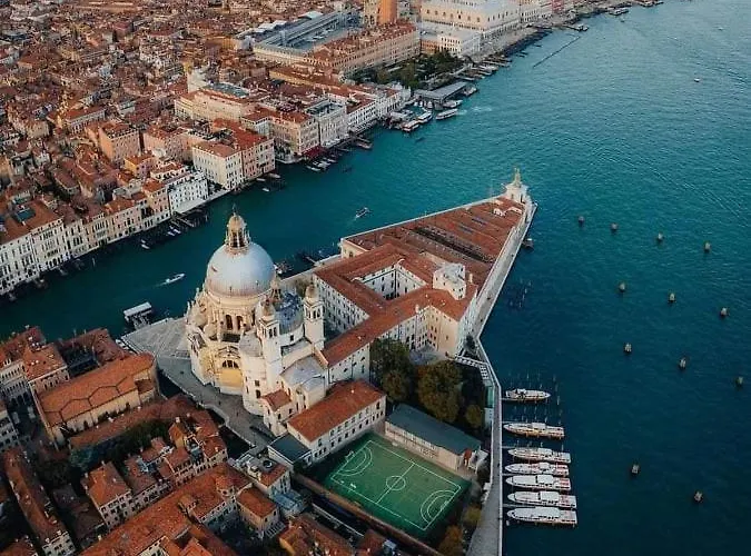 New Aurora Venice Отель