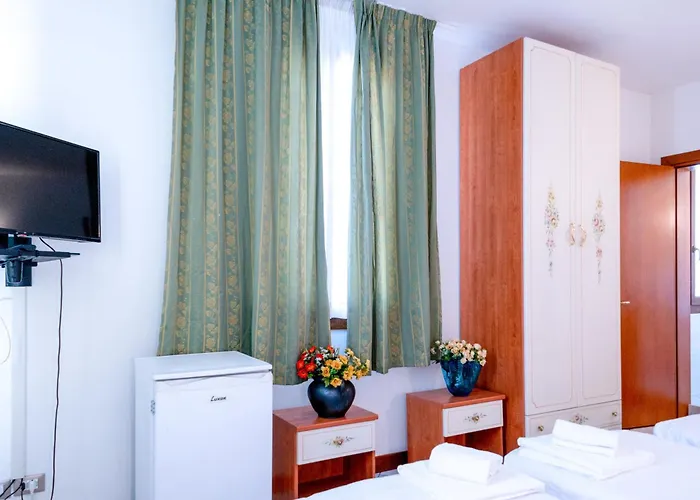 New Aurora Venice 2* Marghera